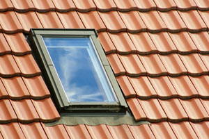 Meisterbetrieb Dachdecker Senger in Lübeck Einbau von Velux-Dachflächenfenstern